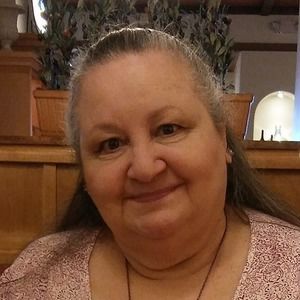 Meet your Posher, Edna